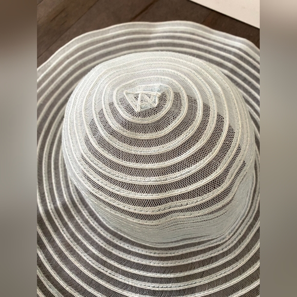 Unique vintage hat - Picture 2 of 6